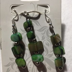 Green shell bead necklace and earring set